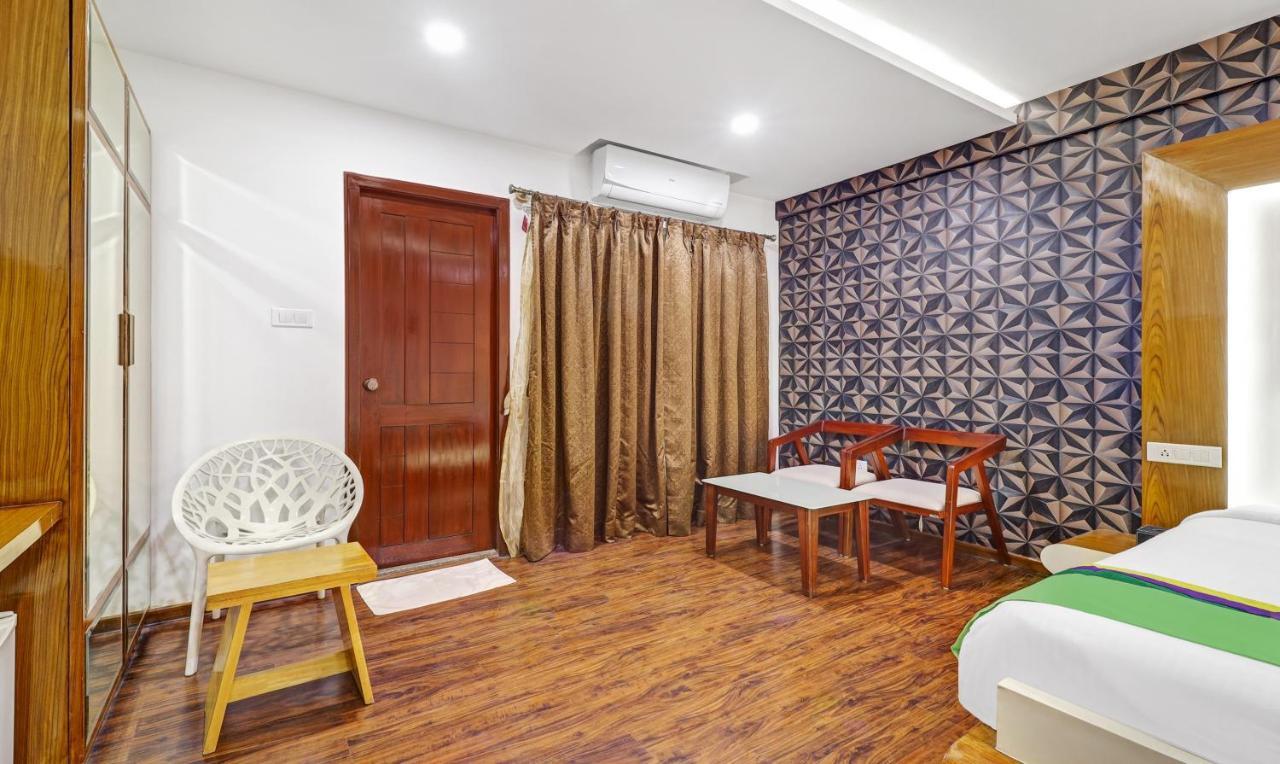 Hotel Treebo Trend The White Tree Hope Farm Junction à Bangalore Extérieur photo